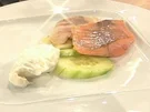 Geräucherte Forelle mit frischem Meerrettich und japanischem Gurkensalat à la de Santis - Rezept