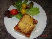 Snack : Hackfleisch und Käse auf Toastbrot - Rezept