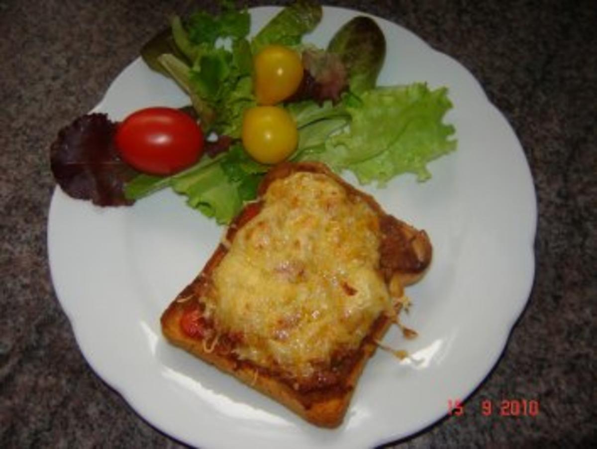 Bilder für Snack : Hackfleisch und Käse auf Toastbrot - Rezept