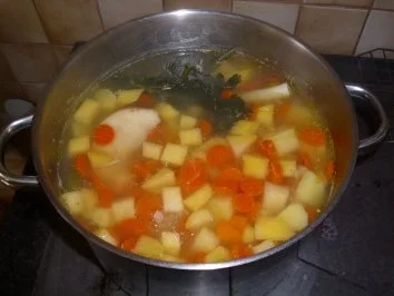 Suppe/Eintopf...Steckrüben-Möhren-Eintopf - Rezept - Bild Nr. 5