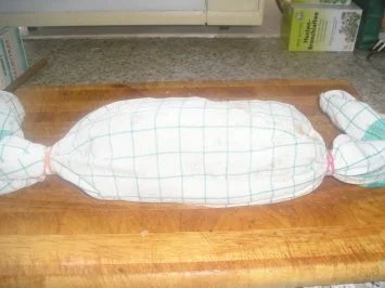 Serviettenknödel mit Eierschwammerlsauce (Pfifferlinge) - Rezept - Bild Nr. 6