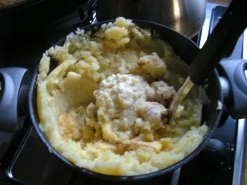 Rezept: Alltags-Essen - "Möhrenbandnudeln" mit Karoffel - Sellerie - Apfelpürre Bild Nr. 4 Alltags-Essen - "Möhrenbandnudeln" mit Karoffel - Sellerie - Apfelpürre - Rezept - Bild Nr. 4