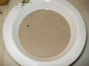 Champignoncreme mit geröstetem Speck - Rezept