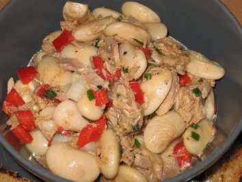 Rezept: Weißer Bohnen-Thunfischsalat Bild Nr. 2 Weißer Bohnen-Thunfischsalat - Rezept - Bild Nr. 2