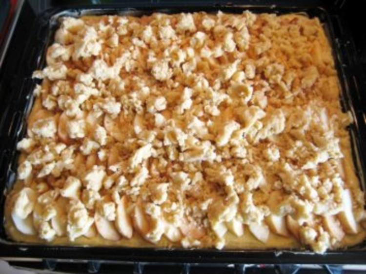 Apfel und Birnenkuchen mit Streusel vom Blech - einfach - von manschie