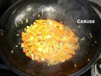 Rezept: boto's Asia Nudeln Bild Nr. 4 boto's Asia Nudeln - Rezept - Bild Nr. 4