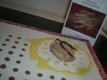 Rezept: Trüffel-Schoko-Eis in Love with geeister Eierlikörsauce Bild Nr. 9 Trüffel-Schoko-Eis in Love with geeister Eierlikörsauce - Rezept - Bild Nr. 9