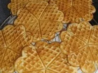 Waffeln mit Sauerkirschen - Rezept - Bild Nr. 2