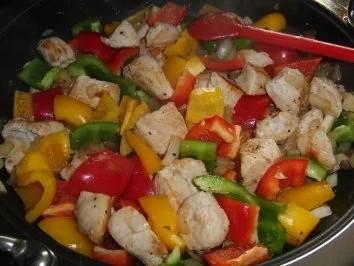 Pute : Gemüse mit Reis hilft dem Putenfleisch nicht zu verbrennen - Rezept - Bild Nr. 5