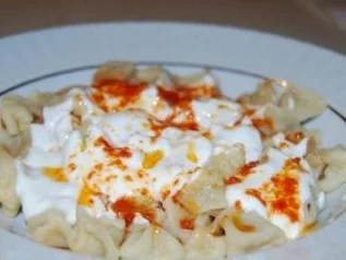 Rezept: Manti - Türkische Tortellinis Bild Nr. 3 Manti - Türkische Tortellinis - Rezept - Bild Nr. 3