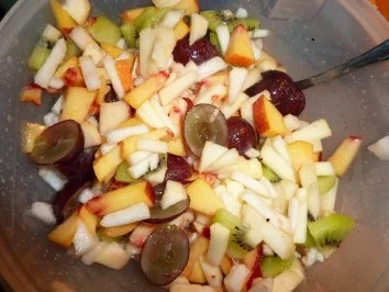 Rezept: Dessert: Obstsalat Bild Nr. 4 Dessert: Obstsalat - Rezept - Bild Nr. 4