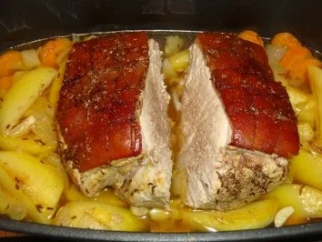 Rezept: Schweinebraten mit Semmelknödel und Sauerkraut Bild Nr. 2 Schweinebraten mit Semmelknödel und Sauerkraut - Rezept - Bild Nr. 2