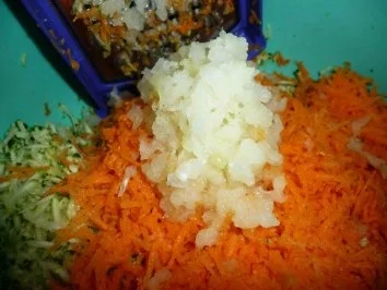 Rezept: Gemüsefladen mit Dip Bild Nr. 5 Gemüsefladen mit Dip - Rezept - Bild Nr. 5