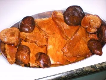 Fleisch: Rindfleischstreifen in Teriyakisauce mit Shiitakepilzen - Rezept