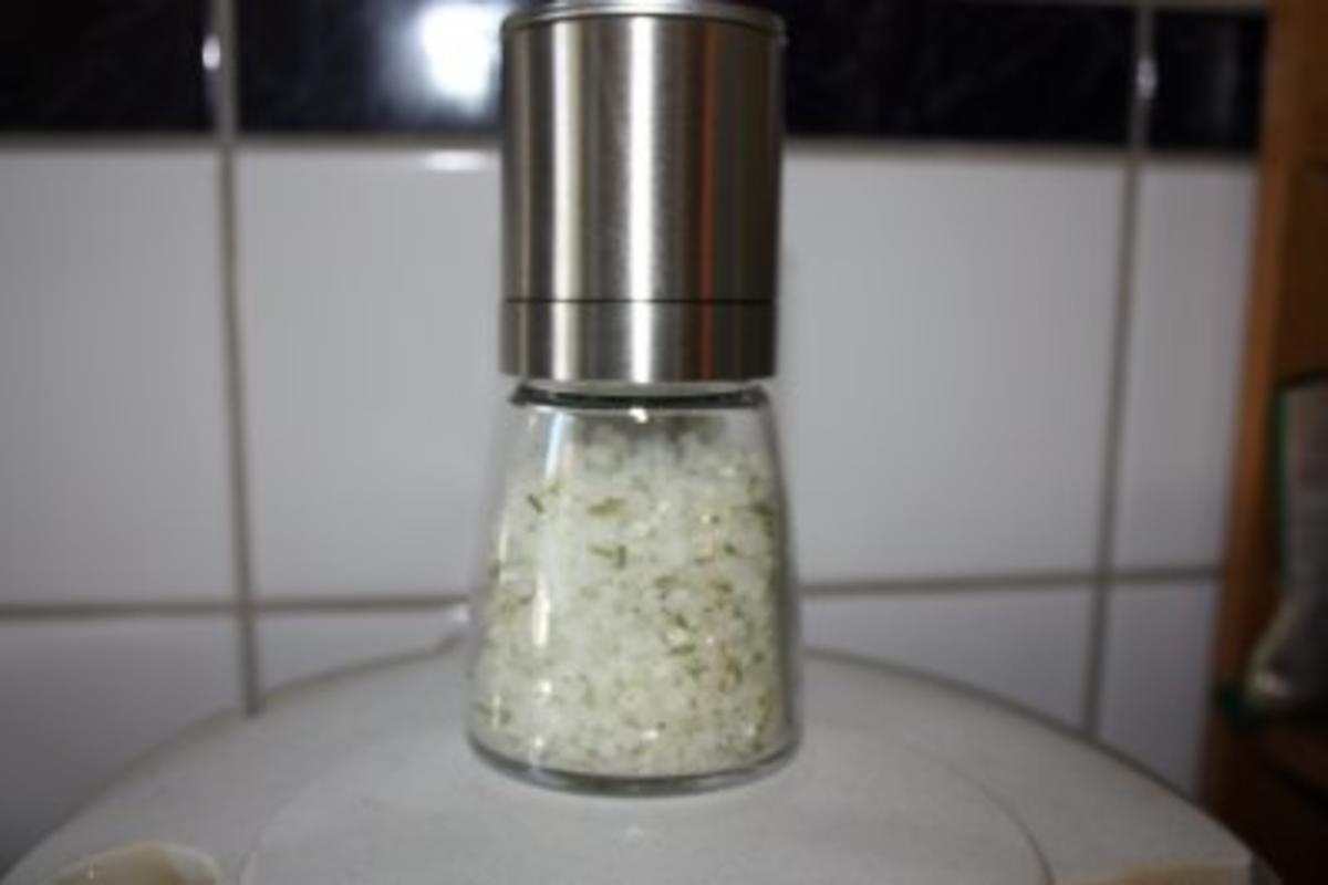 Limoncello-Rosmarin-Salz - Rezept