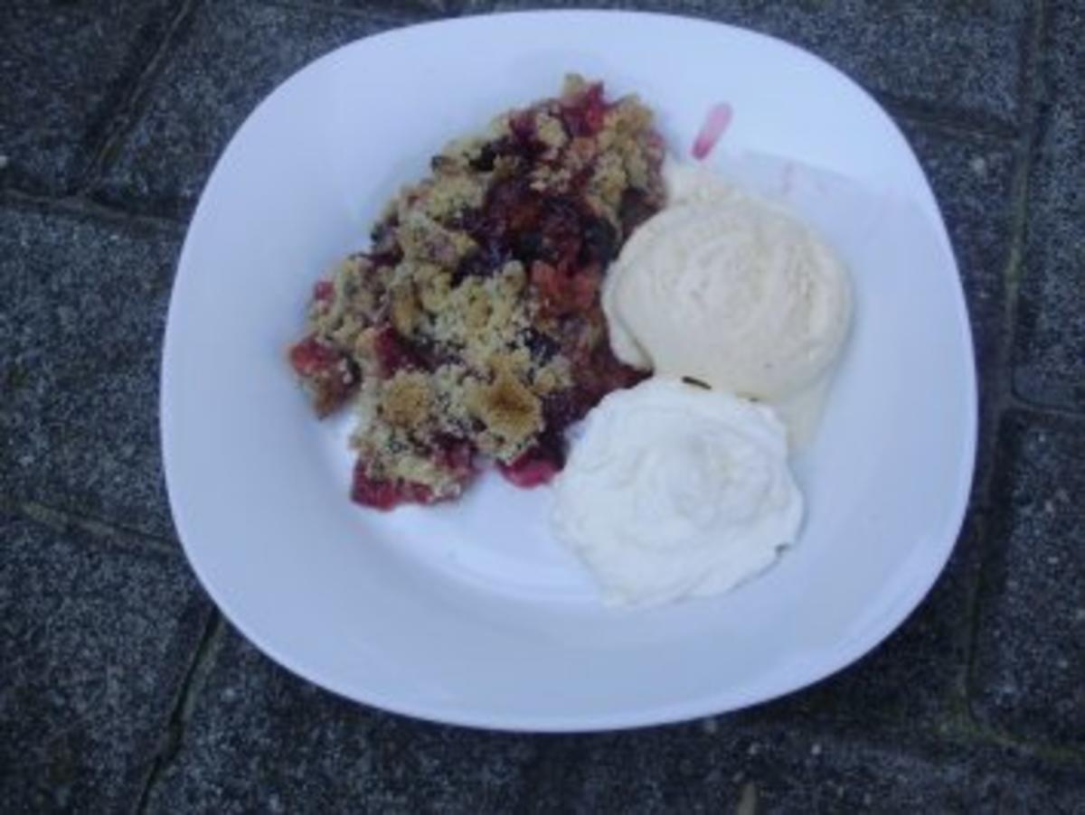 Bilder für Pflaumen - Walnuss - Crumble - Rezept