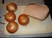 Krustenbraten mit Rotweinzwiebeln - Rezept