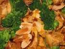 Broccolie-Mandel-Hähnchen - Rezept