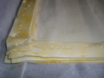 Rezept: Blätterteigkuchen mit Zwetschgen im Rahmteig Bild Nr. 6 Blätterteigkuchen mit Zwetschgen im Rahmteig - Rezept - Bild Nr. 6