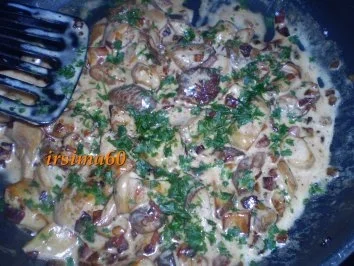 Steinpilzsoße an Cellentani - Rezept - Bild Nr. 7