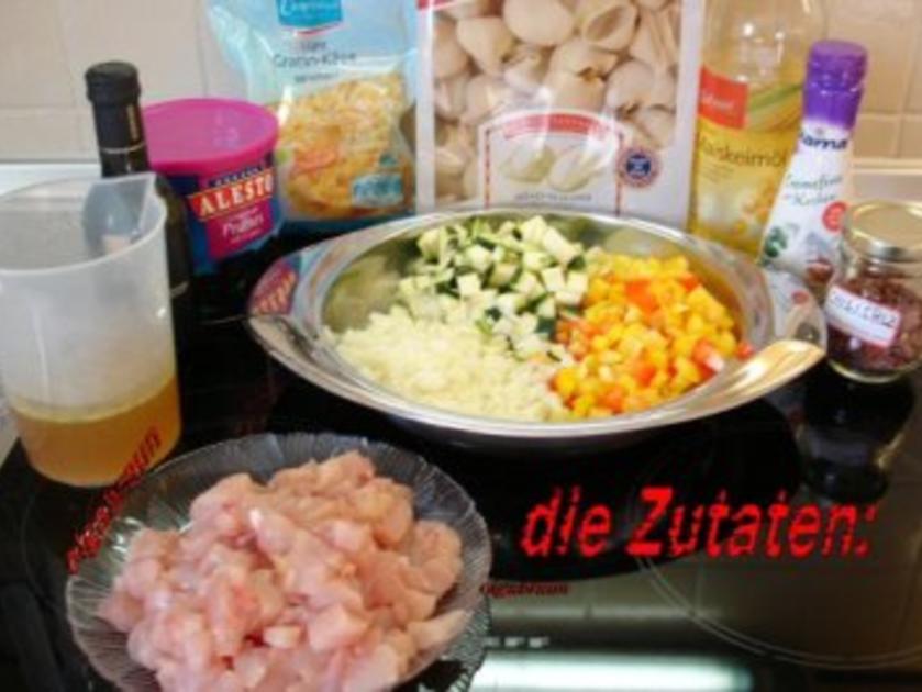 Muschelnudeln gefüllt mit Hähnchenragout - einfach - 68 kcal/100g