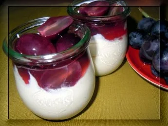 Trauben auf Vanille-Quark-Creme - Rezept