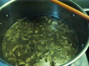 Rezept: Champignon-Suppe Bild Nr. 6 Champignon-Suppe - Rezept - Bild Nr. 6