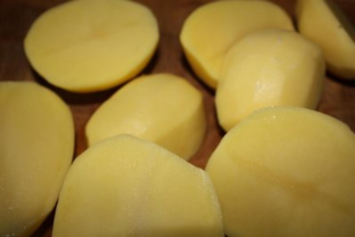 Knusprige Entenbrust mit Knoblauch-Bratkartoffeln und Orangenmöhren - Rezept - Bild Nr. 10