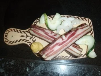 Bauernspeck mit Kürbisbrot - Rezept - Bild Nr. 2