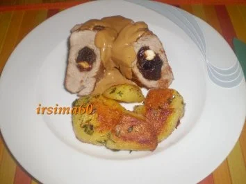 Rezept: Gefülltes Schweinefilet in Wacholderrahm Bild Nr. 2 Gefülltes Schweinefilet in Wacholderrahm - Rezept - Bild Nr. 2