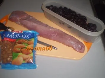 Rezept: Gefülltes Schweinefilet in Wacholderrahm Bild Nr. 3 Gefülltes Schweinefilet in Wacholderrahm - Rezept - Bild Nr. 3