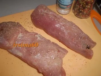 Rezept: Gefülltes Schweinefilet in Wacholderrahm Bild Nr. 6 Gefülltes Schweinefilet in Wacholderrahm - Rezept - Bild Nr. 6