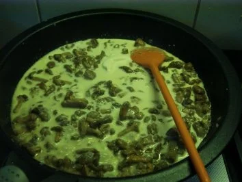 Eierschwämme in Rahmsauce - Rezept - Bild Nr. 10