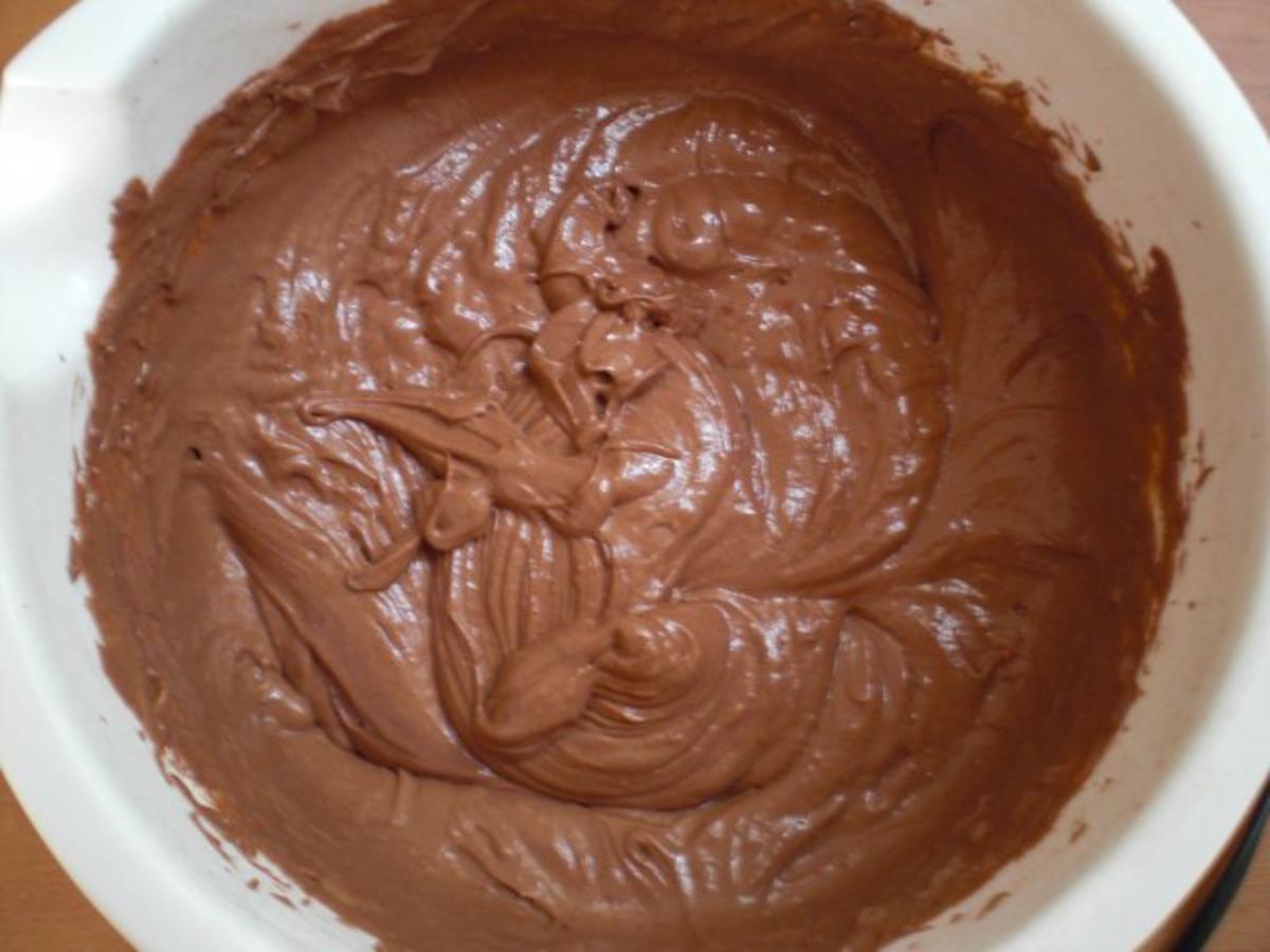 Schokomuffins mit weißer Schokolade - Rezept - Bild Nr. 7