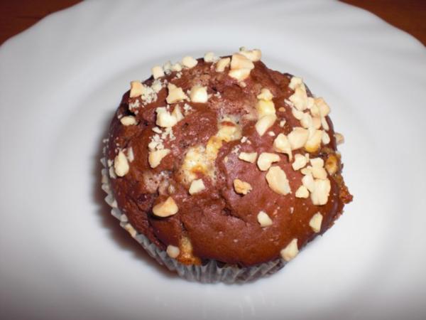 Schokomuffins mit weißer Schokolade - Rezept - kochbar.de