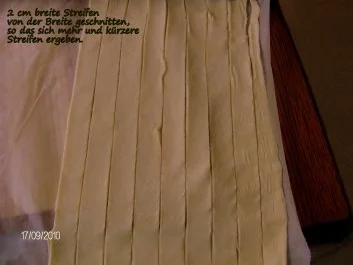 Schaumrollen mit Amaretto-Sahne-Füllung - Rezept - Bild Nr. 4