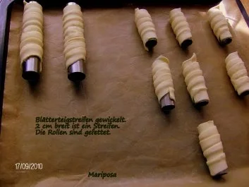 Schaumrollen mit Amaretto-Sahne-Füllung - Rezept - Bild Nr. 7