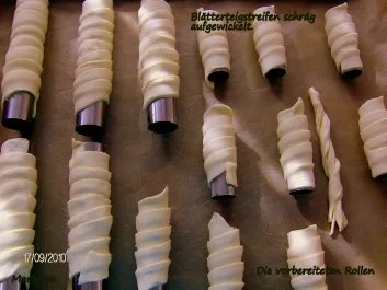 Schaumrollen mit Amaretto-Sahne-Füllung - Rezept - Bild Nr. 5