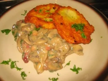 Verschiedenes: Deftiges Pilzgemüse - Rezept