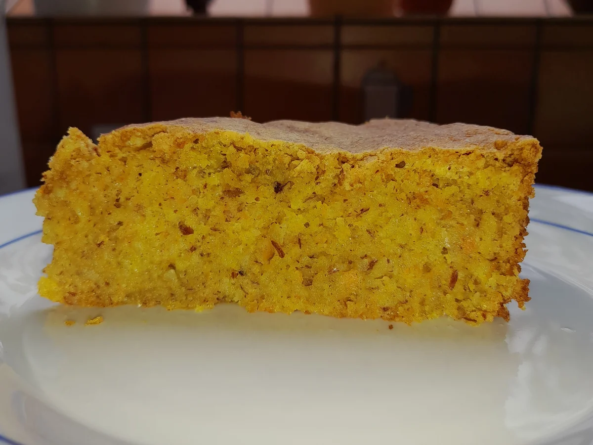 Supersaftiger Möhrenkuchen - schmeckt echt 1000x besser als er aussieht - Rezept - Bild Nr. 17