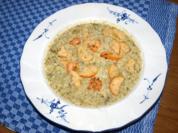 Endiviensuppe püriert mit Garnelen oder Lachswürfeln - Rezept