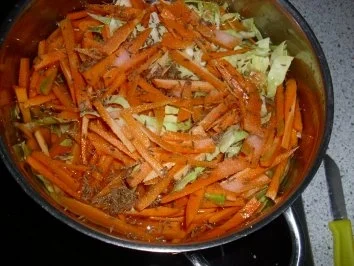 Rezept: Kartoffel-Spitzkohl-Salat Bild Nr. 5 Kartoffel-Spitzkohl-Salat - Rezept - Bild Nr. 5