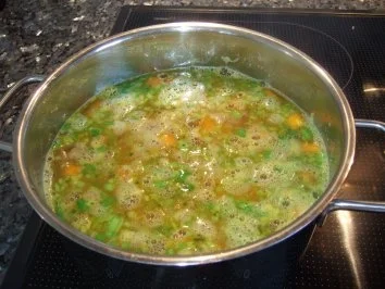 Rezept: Kürbissuppe Bild Nr. 3 Kürbissuppe - Rezept - Bild Nr. 3