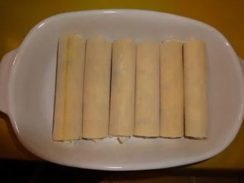 Cannelloni gefüllt mit Ricotta + Rucola - Rezept - Bild Nr. 4