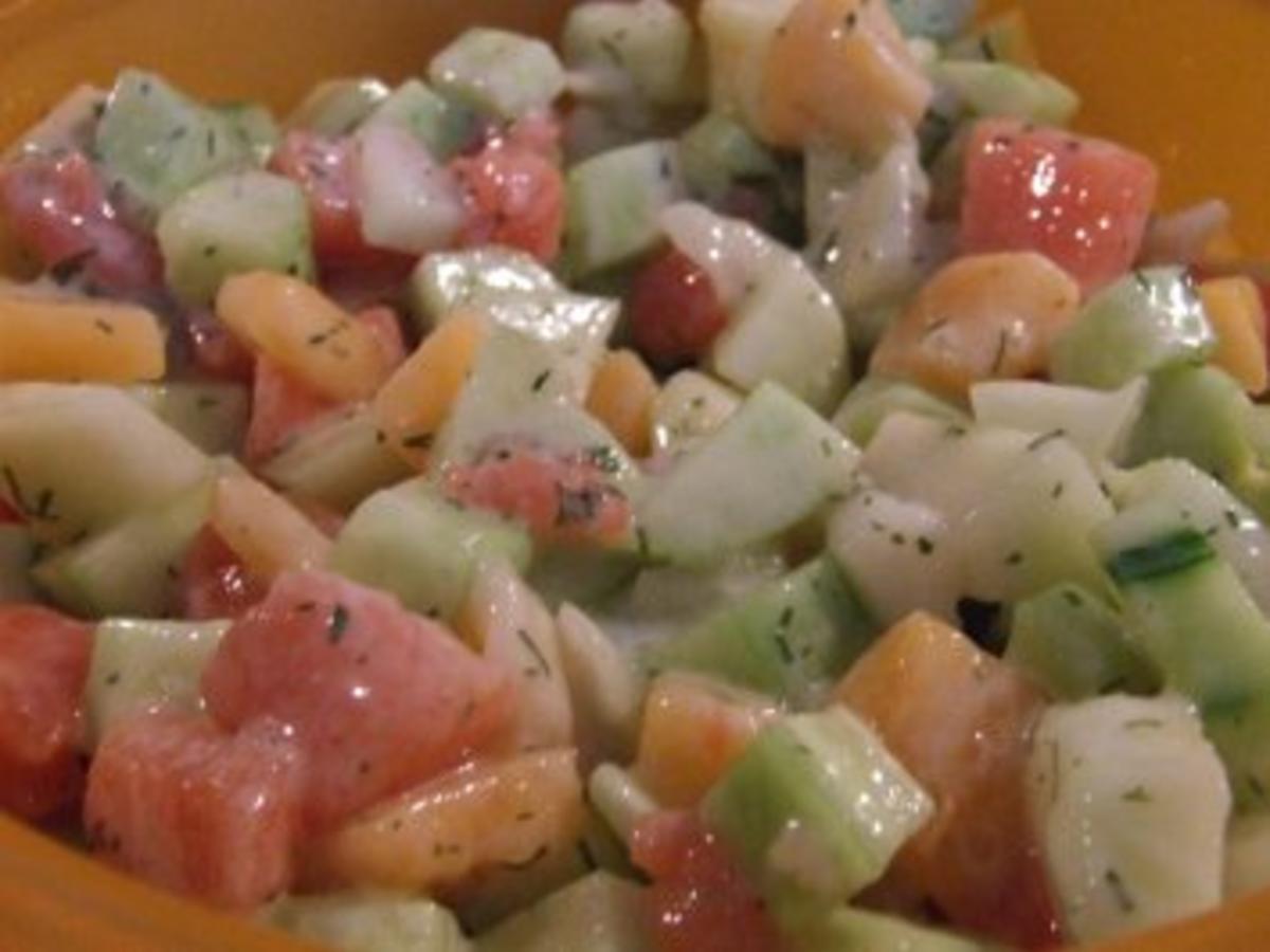 Melonen-Gurken-Salat - Rezept mit Bild - kochbar.de