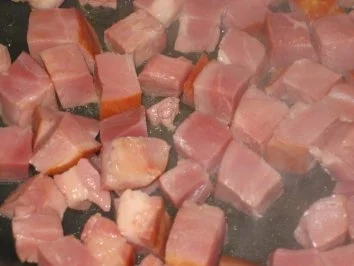 Rezept: Gemüse-Kasseler-Auflauf mit Käse-Kartoffelkruste Bild Nr. 3 Gemüse-Kasseler-Auflauf mit Käse-Kartoffelkruste - Rezept - Bild Nr. 3