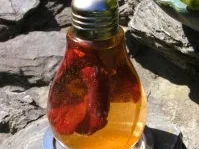 Rezept: Chili-Öl .... hausgemacht.. und scharf .. Bild Nr. 2 Chili-Öl .... hausgemacht.. und scharf .. - Rezept - Bild Nr. 2