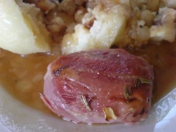 Zwiebelhaxe oder Zwiebelkammbraten - Rezept - Bild Nr. 2