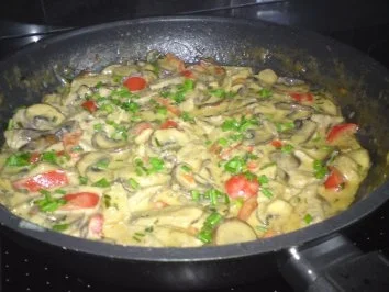 Champignon Geschnetzeltes mit Paprika - Rezept