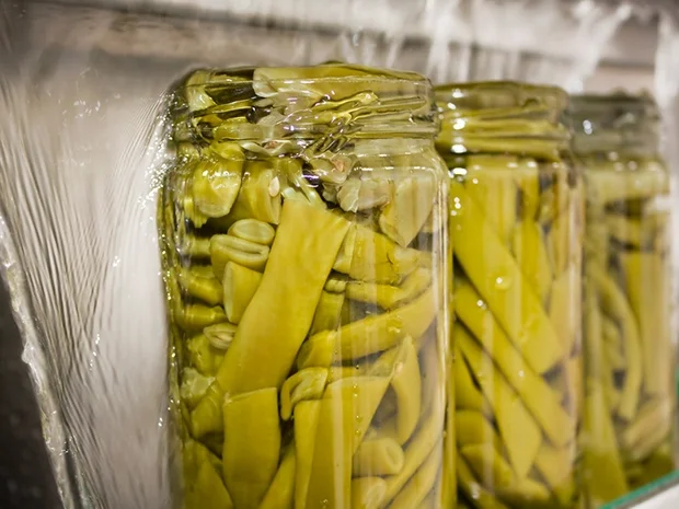 eingelegte Bohnen im Steintopf ( wie damals bei Muttern ) - Rezept - Bild Nr. 2